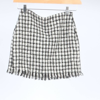 Krátká sukně / PULL&BEAR / 36